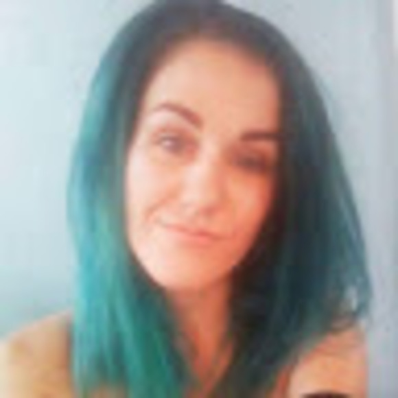 Meet your Posher, Amanda - Picture 1 of 1